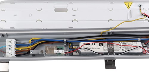 Pragmalux LED TL Waterdicht Armatuur Hermes IP66 60cm 10-18W 3000K-6000K 3-CCT 1250-2300lm 5x2,5mm Doorvoerbedrading (2x18W) step dim + bewegingssensor-2