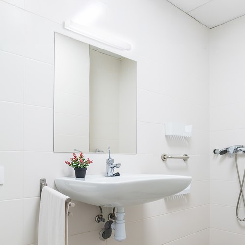 Pragmalux LED Spiegelarmatuur Softshine IP44 IK06 600mm 12W 1500-1650lm 2700K-3000K-4000K 3-CCT wit RAL9016-5